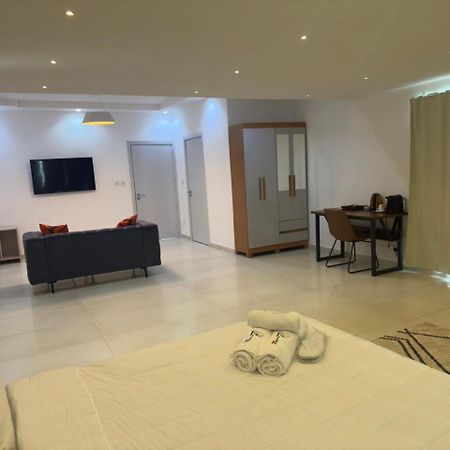 Francesca Guest House Dakar Bagian luar foto
