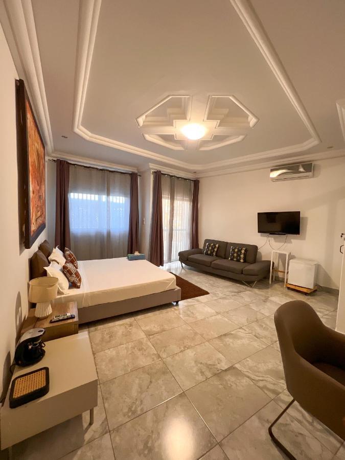 Francesca Guest House Dakar Bagian luar foto